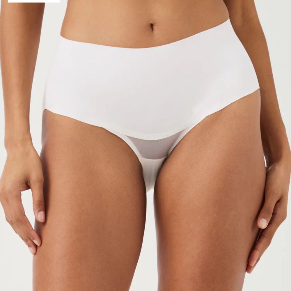 NEW Spanx Undie-tectable Brief Underwear